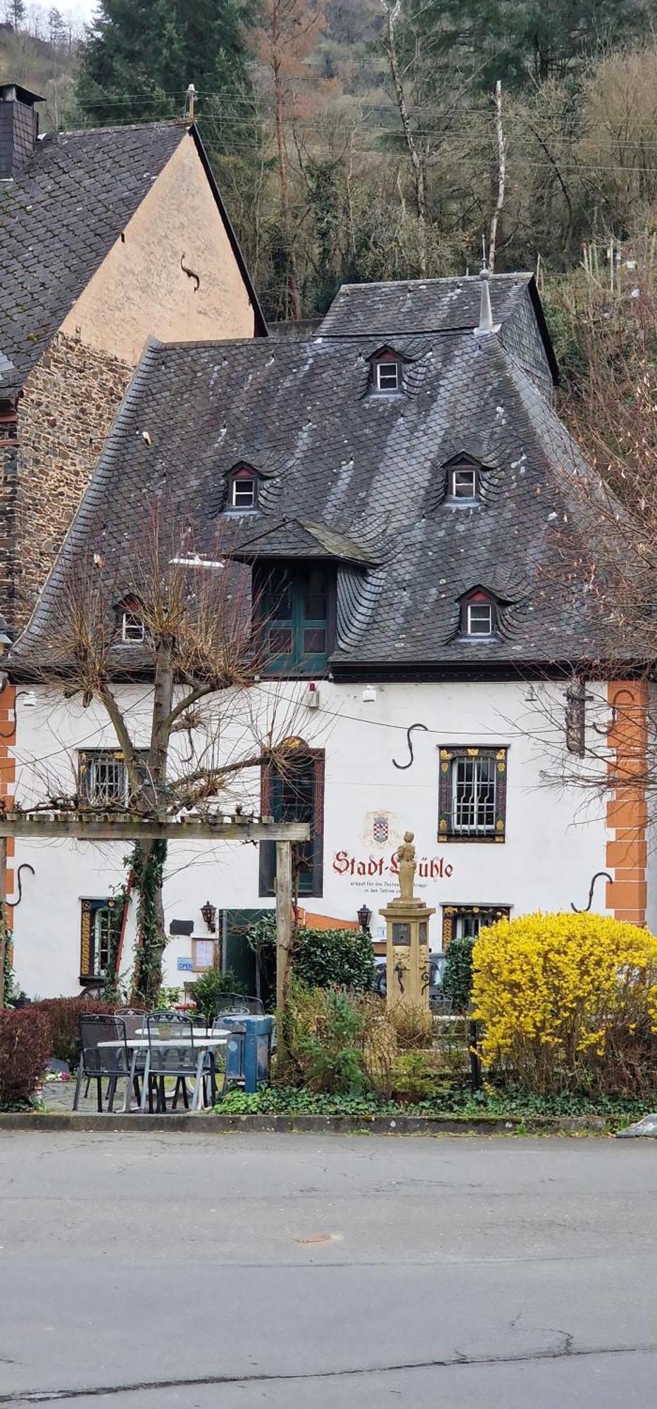 Wohnwerk Altbau Suite Verbandsgemeinde Verbandsgemeinde Traben-Trarbach Buitenkant foto